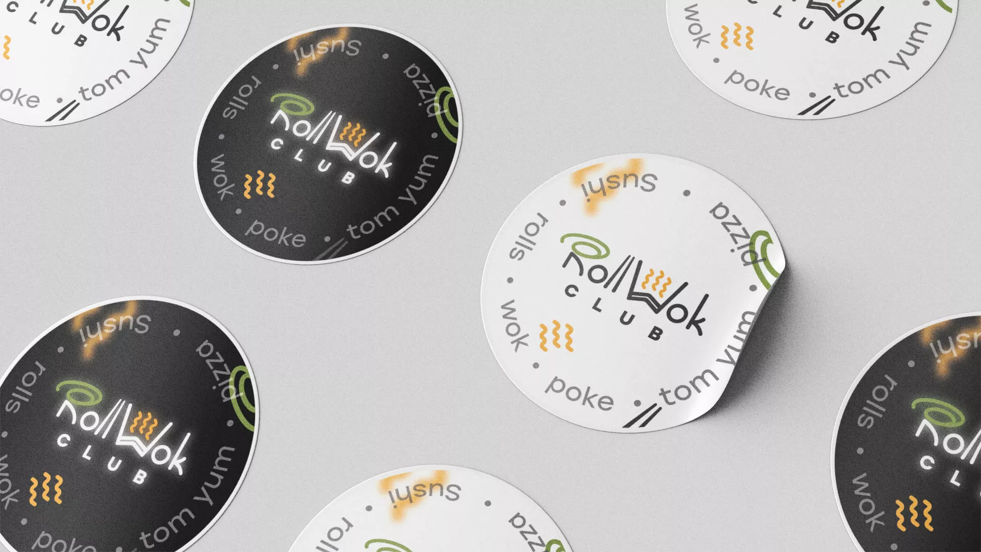 Разработка наклеек для суши-бара «Roll Wok Club» в Красноярске